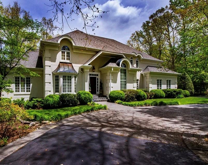 554 Halstead Drive — photo