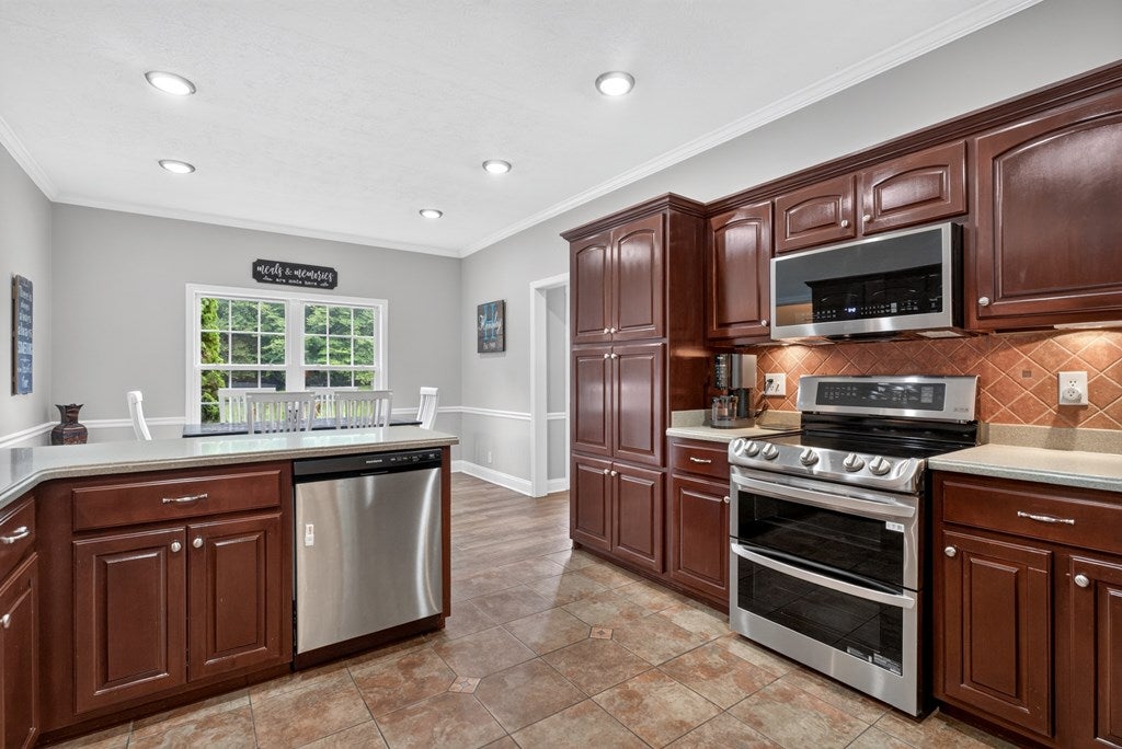 499 Ridge Road, Quebeck, TN 38579 — photo 3