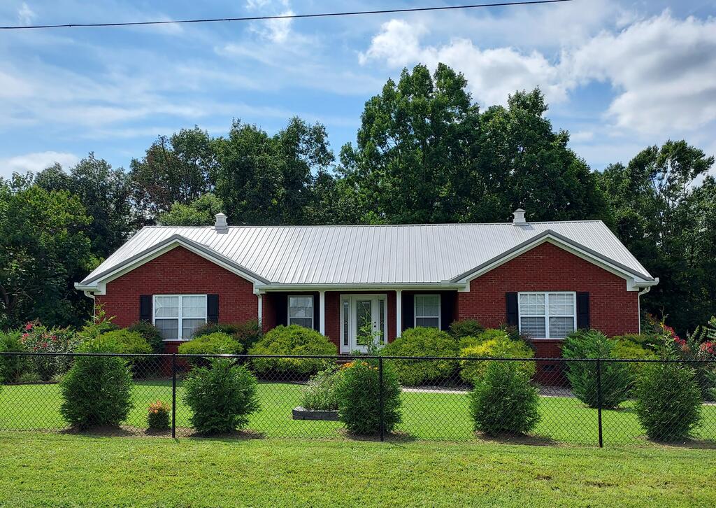 183 Taylor Lane — photo