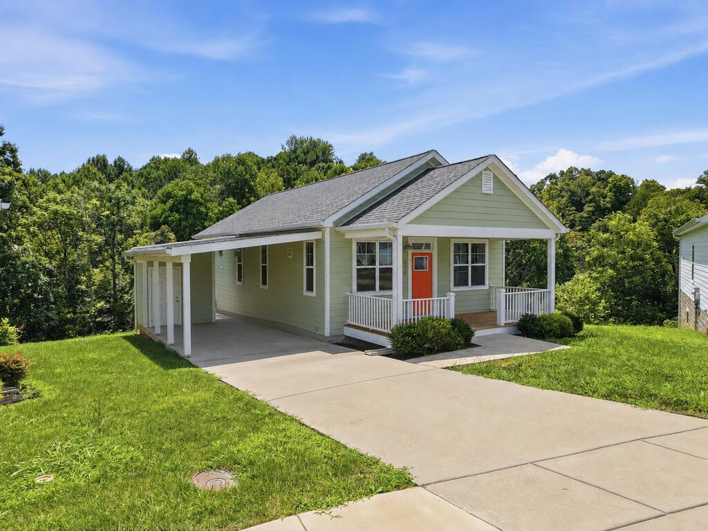 334 Hemlock Circle — photo