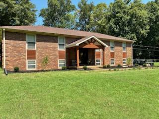 1615 W Whitehall Rd — photo