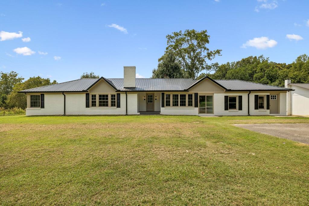 631 Bethany Rd — photo