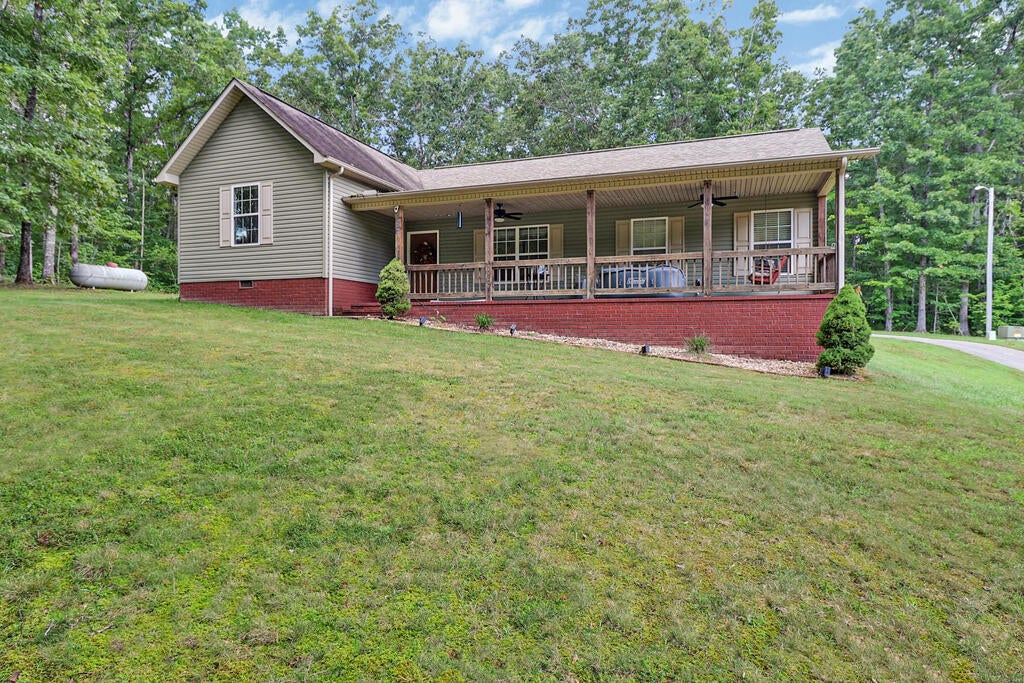 552 Robs Road, Grimsley, TN 38565 — photo 2