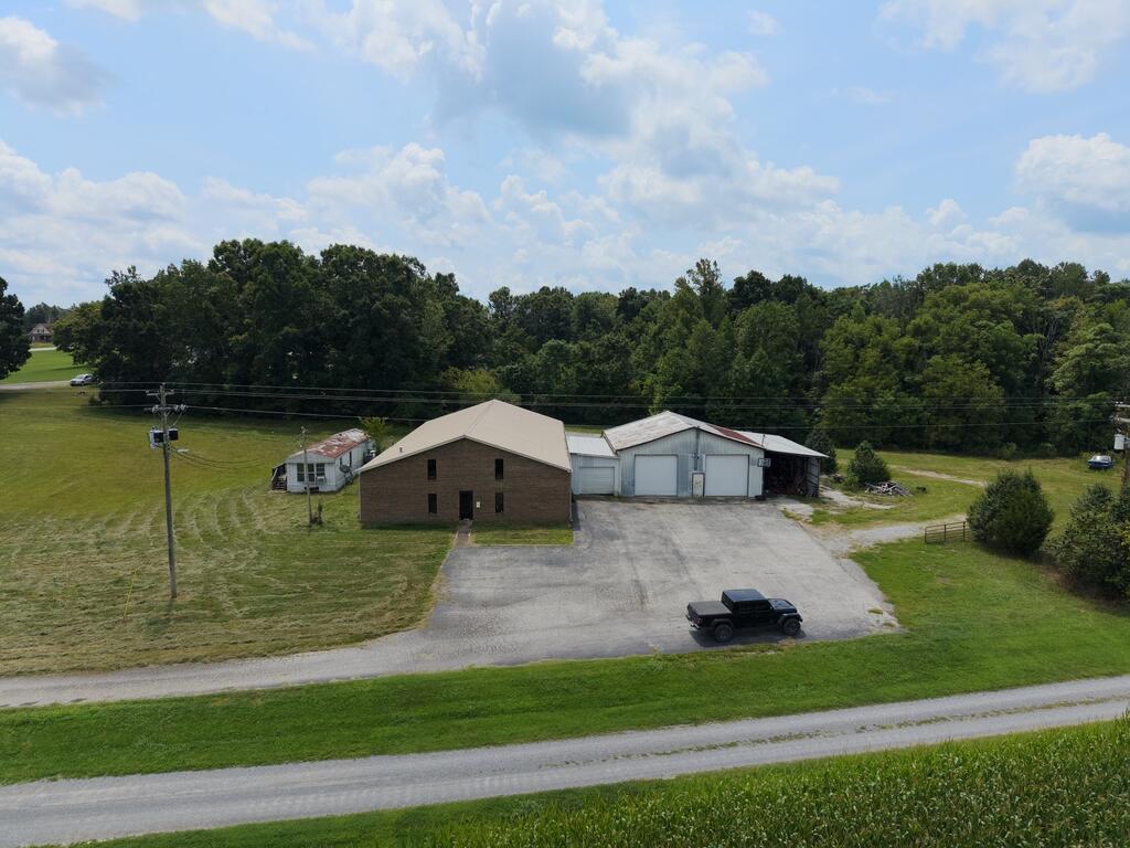 430 Carthage Rd, Red Boiling Springs, TN 37150 — photo 3