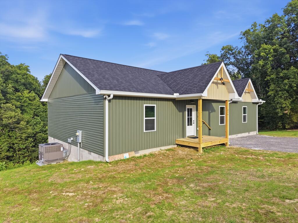 674 Dyer Ridge Rd, Baxter, TN 38544 — photo 2
