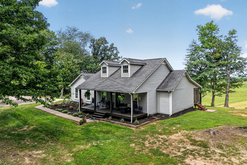 270 W West Wilmouth Rd — photo