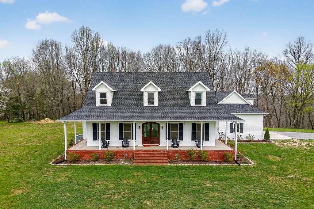 765 Martin Rd — photo