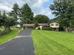 2532 Highway 70 E — photo