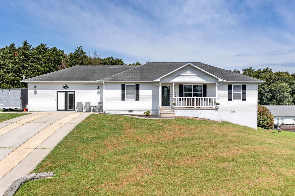 212 Bayberry Drive — photo