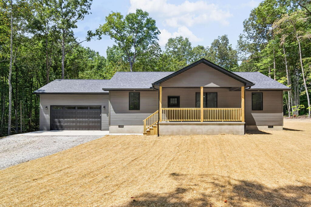 1020 Fox Ridge Dr — photo