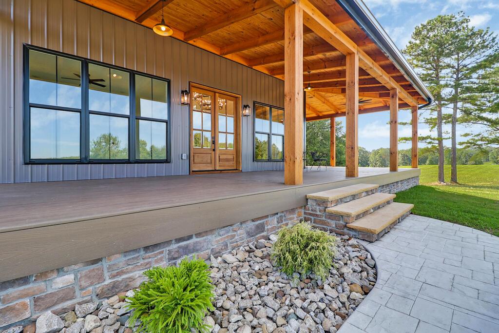 1301 Nichol Creek Dr — photo