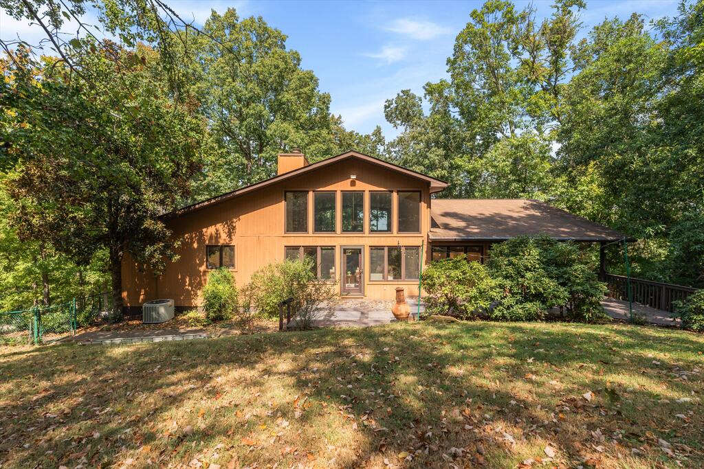 114 Forrest Valley Ct — photo