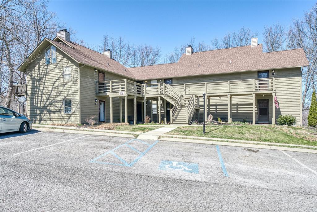 391 Moy Toy Rd Unit 206 — photo