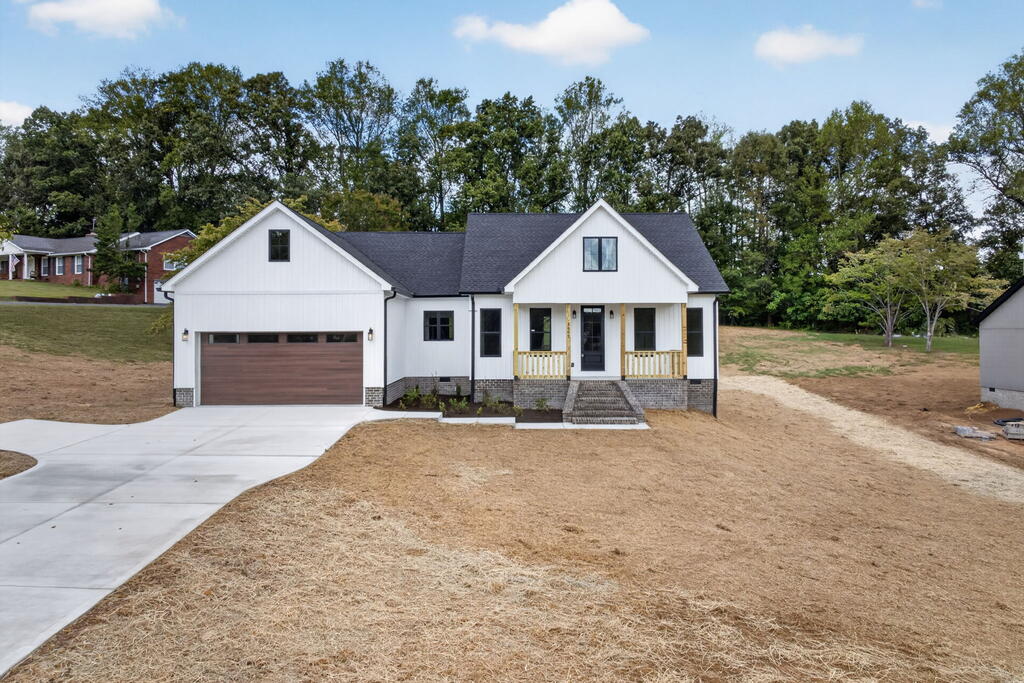 2662 Oakhurst Circle — photo