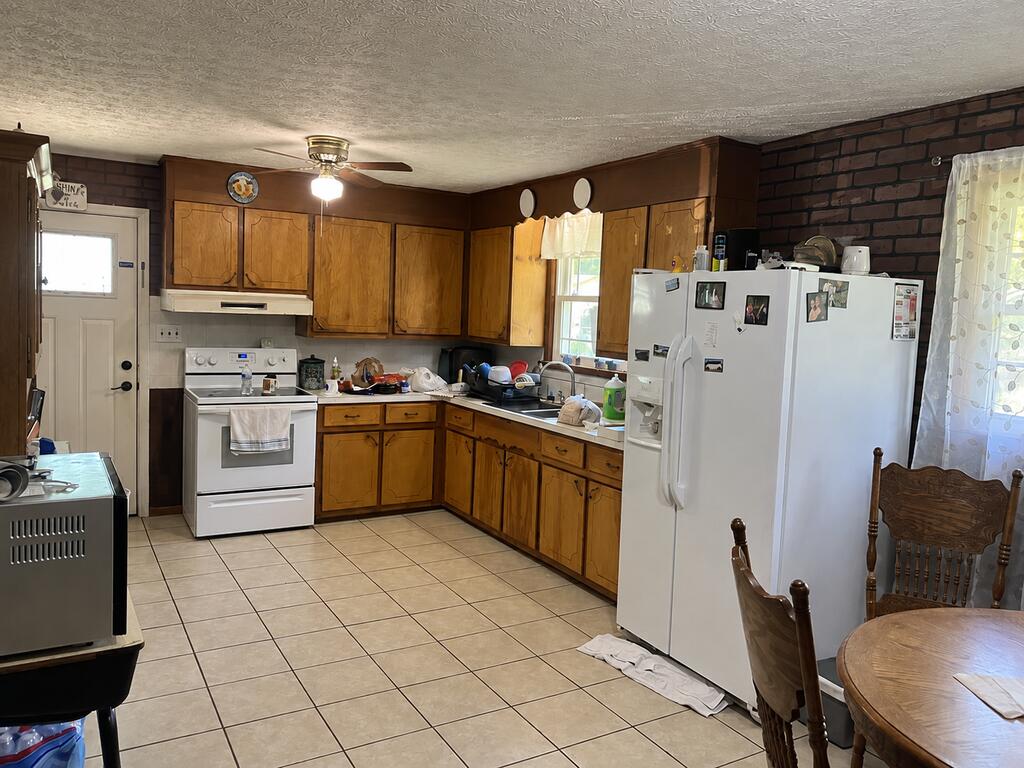 136 Chestnut, Baxter, TN — photo 3