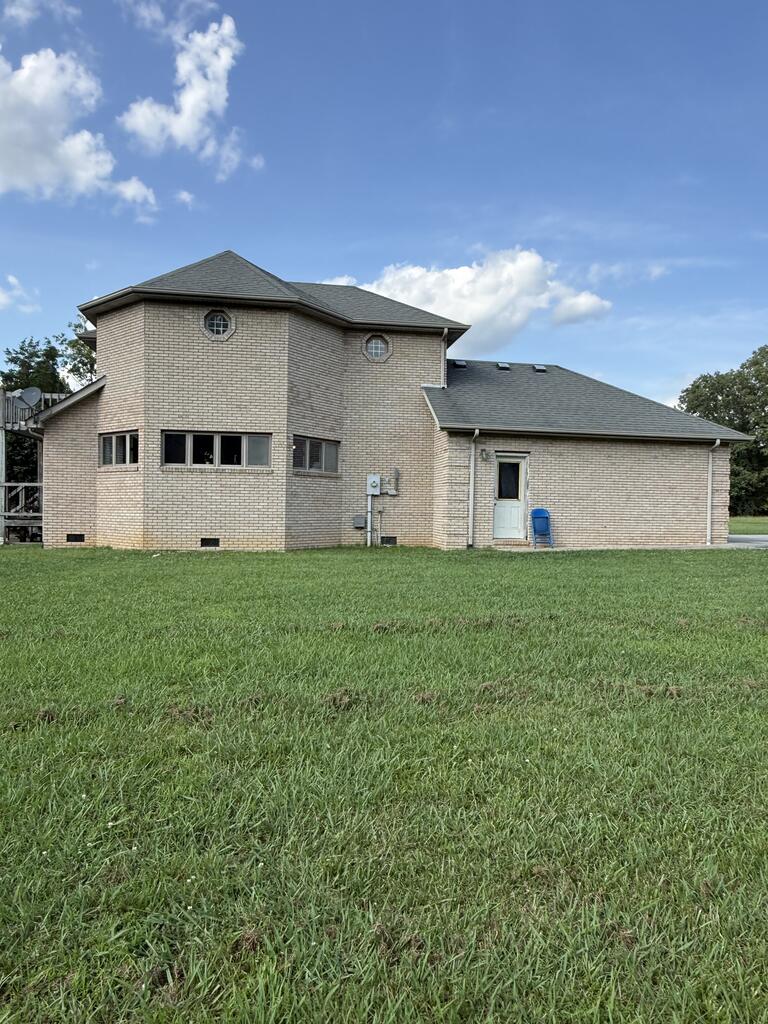 6545 Bunker Hill Road — photo