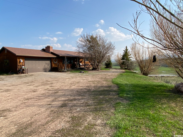 2406 Smokey Canyon Rd — photo