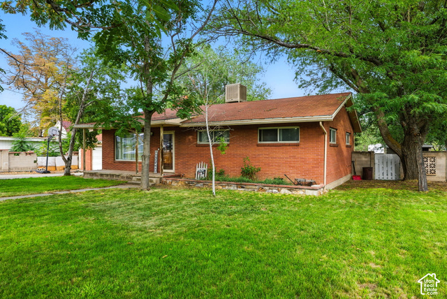 8383 S 2200 W — photo
