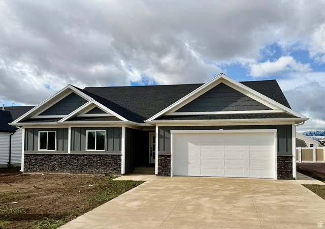 233 N 300 W — photo