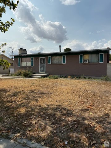 4244 S 2835 W — photo