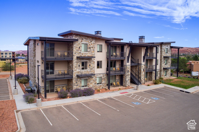 2331 Mesa Rd #D-5 — photo