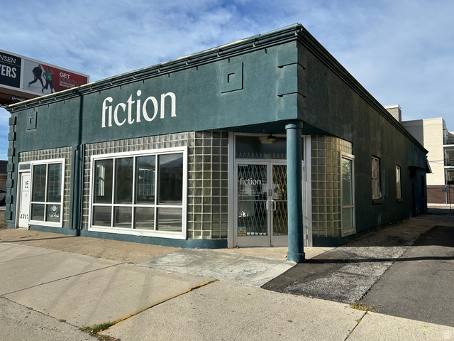 2717 S Washington Blvd — photo