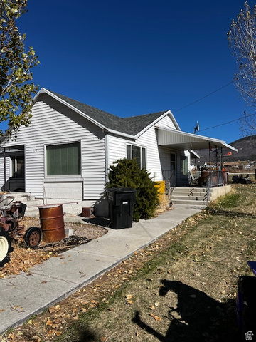 576 N 200 W — photo