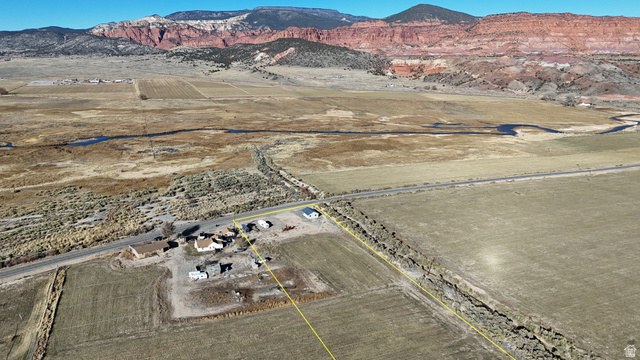 890 E Hatchery Rd, Bicknell, UT 84715 — photo 2