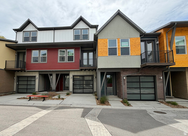 253 W Bishop Pl #2-10 — photo