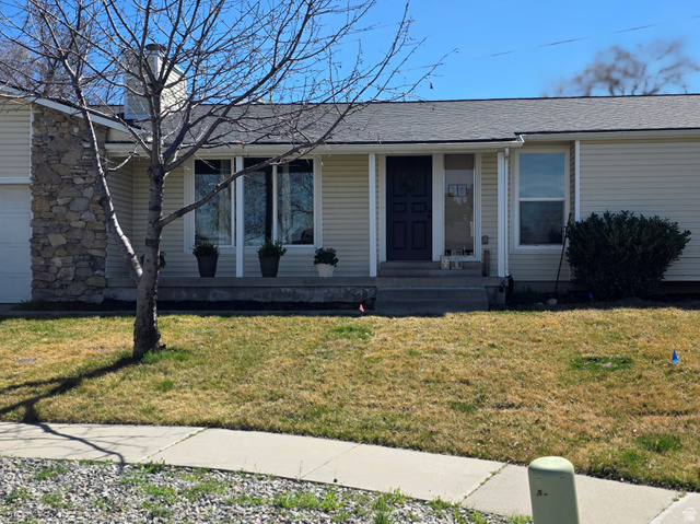 1492 E Sandy Hills Dr — photo