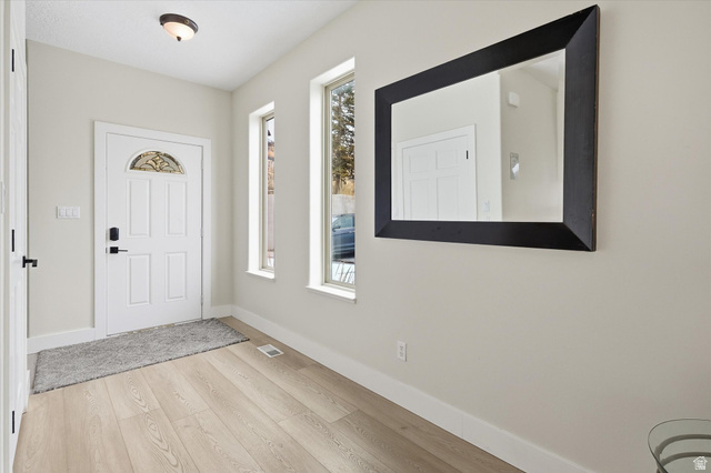 538 W Raspberry Patch Rd, Garden City, UT 84028 — photo 2