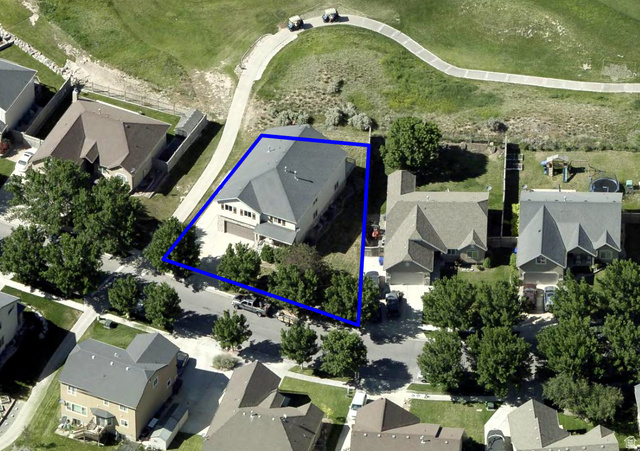 3315 E Appaloosa Way — photo