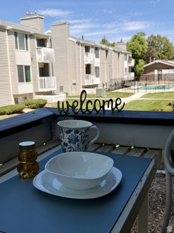 875 E Arrowhead Ln ##46 — photo