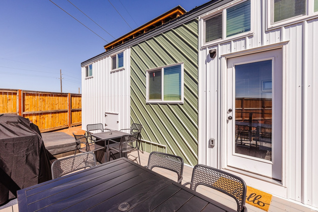 1237 E Cactus Dr #15 — photo