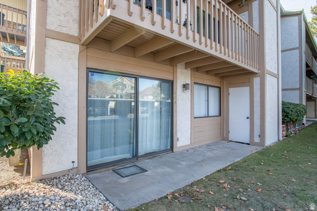 1460 E Highland Cove Ln #124 — photo