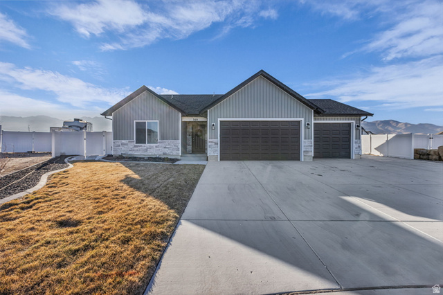 340 S Amber Field Dr — photo