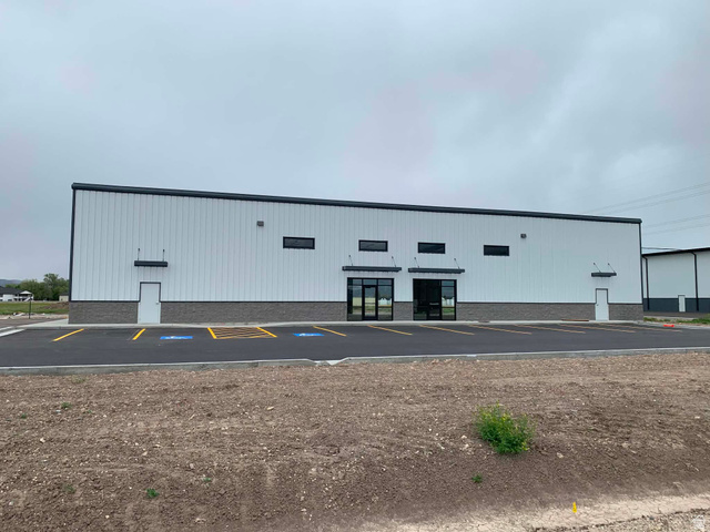 9471 N 5400 W — photo