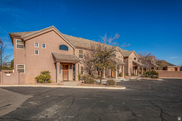 1839 W Canyon Dr #103 — photo