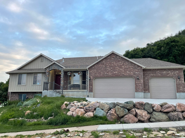 414 Juniper Ct — photo