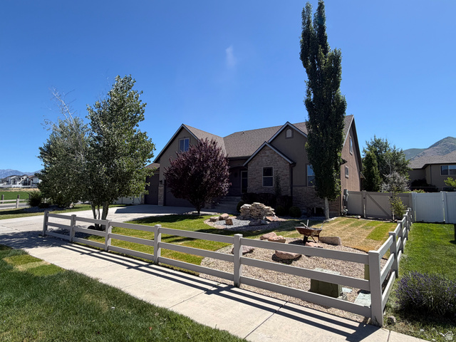 384 N 710 E — photo