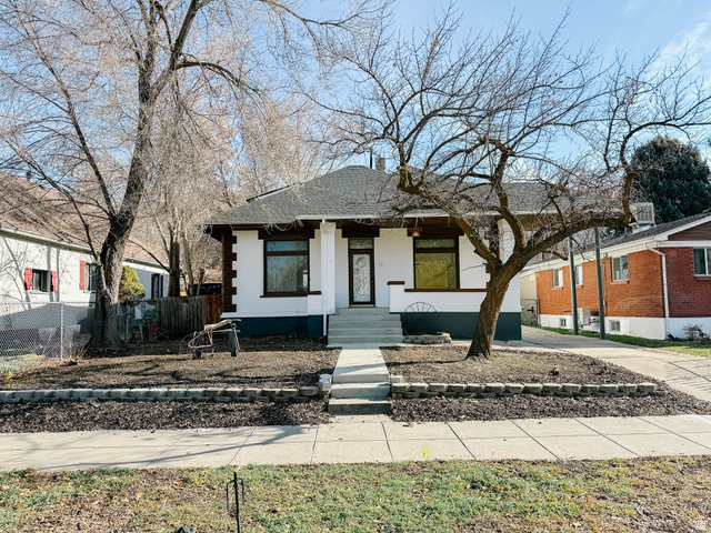 2524 Van Buren Ave — photo