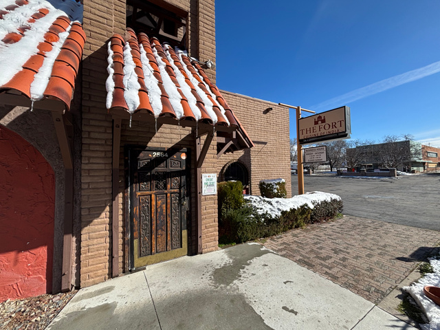 2564 Ogden Ave — photo