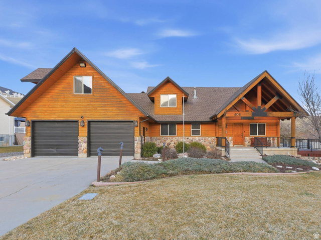605 N Loafer Canyon Rd — photo