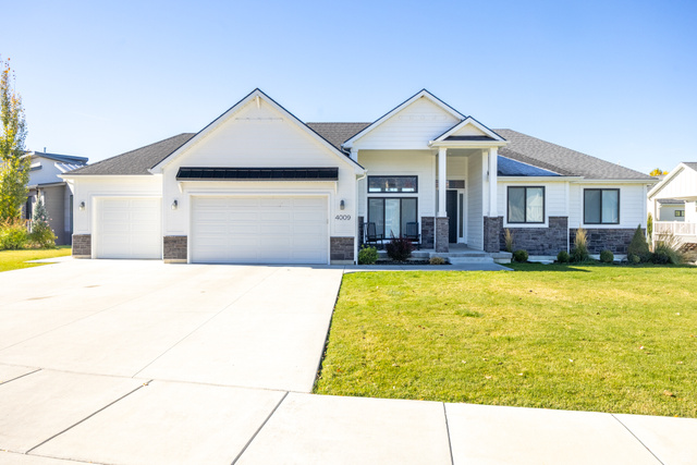 4009 S Cottonwoods Court — photo