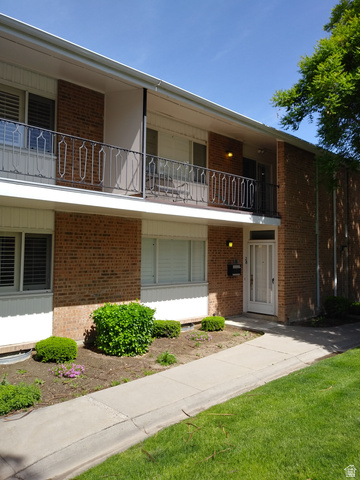 765 E Three Fountains Cir #28 — photo