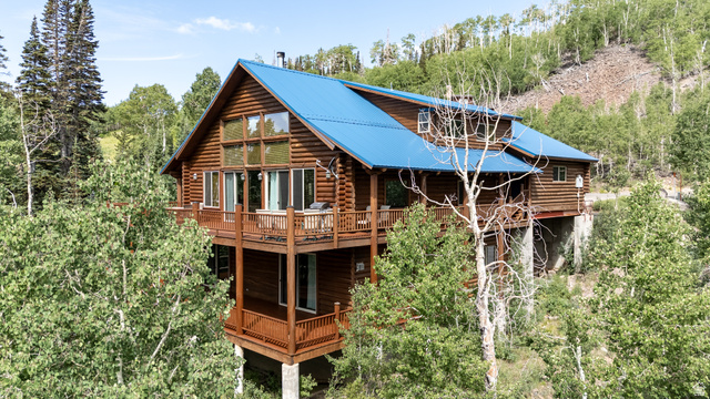 433 Eagles Roost — photo