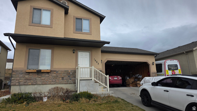 1682 E Ridgefield Rd — photo
