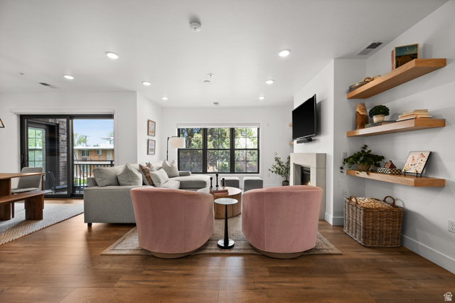 2240 E Laney Ave #203 — photo