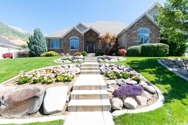 14 N 850 E — photo
