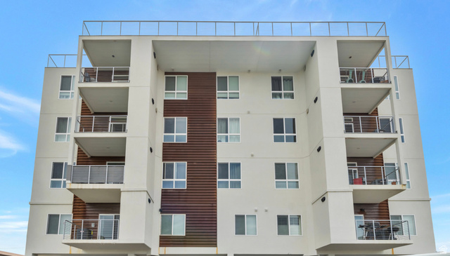 2101 N Main St #309 — photo